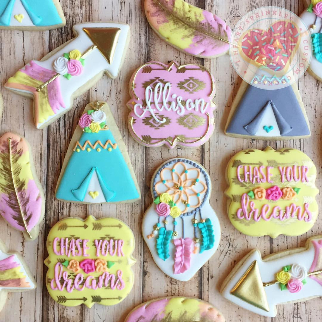 Boho "Chase Your Dreams" Birthday Party Sugar Cookies TheIcedSugarCookie.com I Heart Sprinkles Cookies