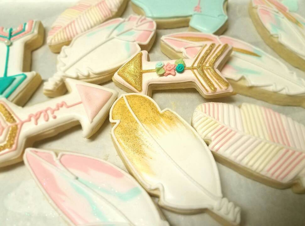 Bohemian Feathers And Arrows Themed Baby Shower Party. TheIcedSugarCookie.com Boho Sugar Cookies for Boho Birthday Party or Bridal Shower. Kessa Cakes