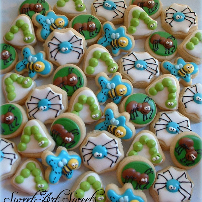Mini Bug Birthday Party Sugar Cookies TheIcedSugarCookie.com Sweet Art Sweets